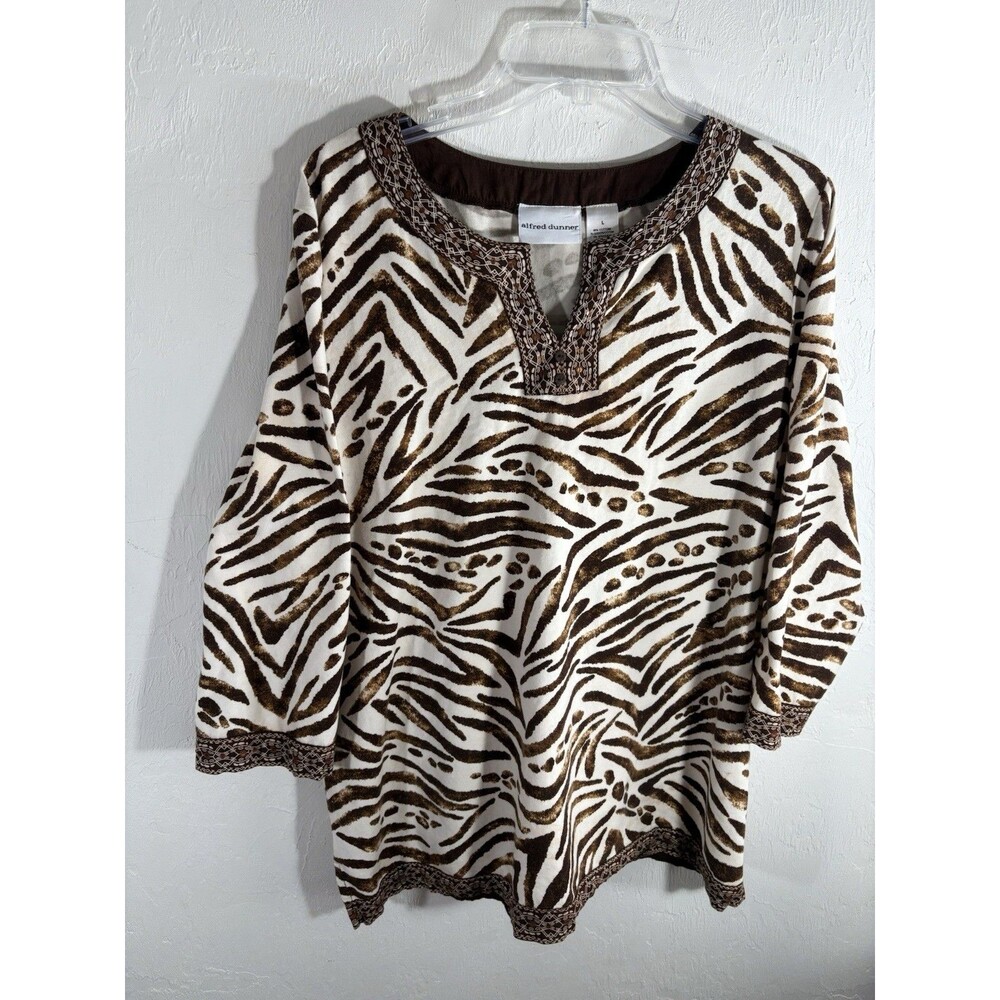 Alfred Dunner Vintage Animal Print Cream Brown Split Neck Woman’s Large Blouse